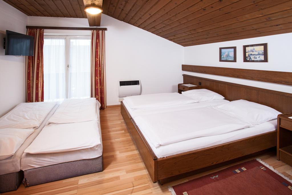 Gaestehaus Sunkler Golling an der Salzach Ruang foto